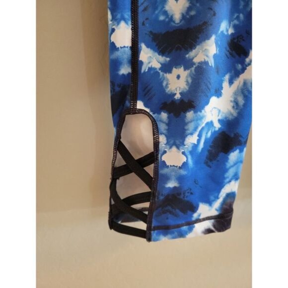 Nicole Miller New York Active Women's crop leggings blue tie dye Size Medium - Picture 6 of 10
